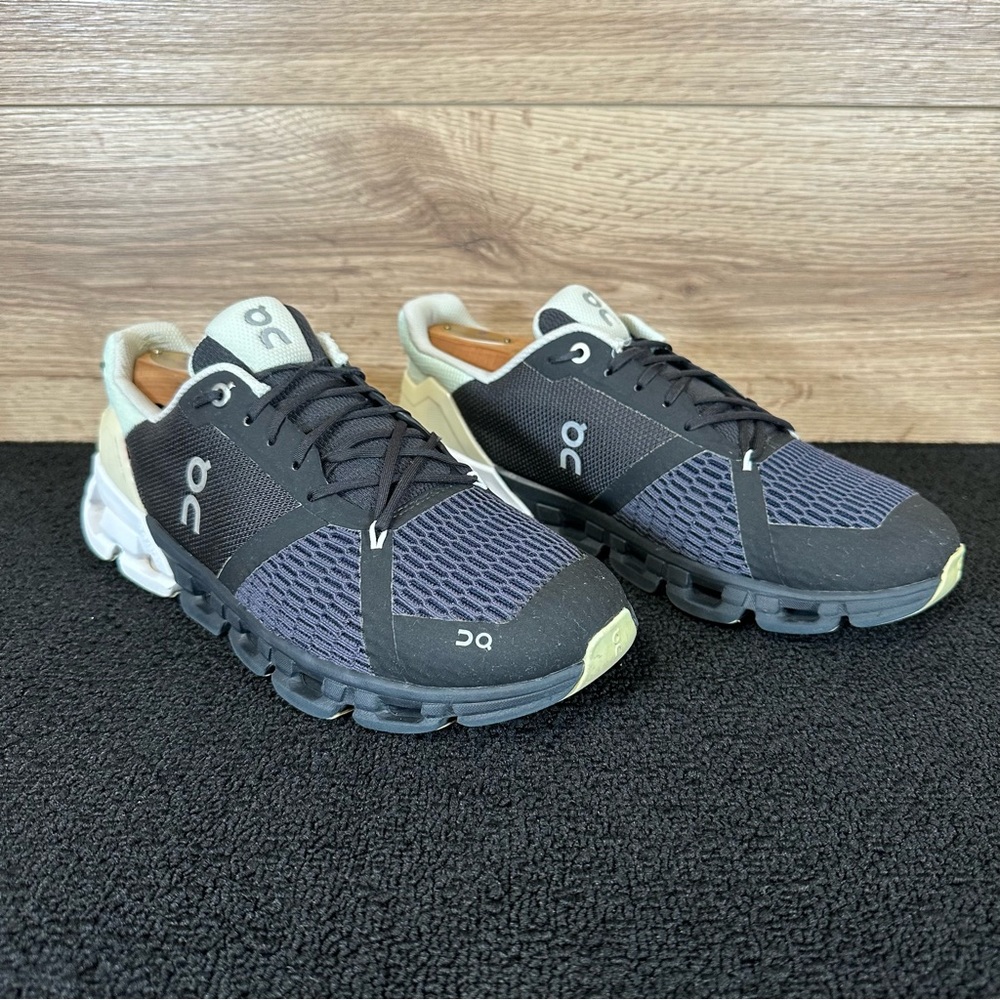 ON Cloud Cloudflyer 2.0 Athletic Running Shoes Black Mint Women’s Size 9.5